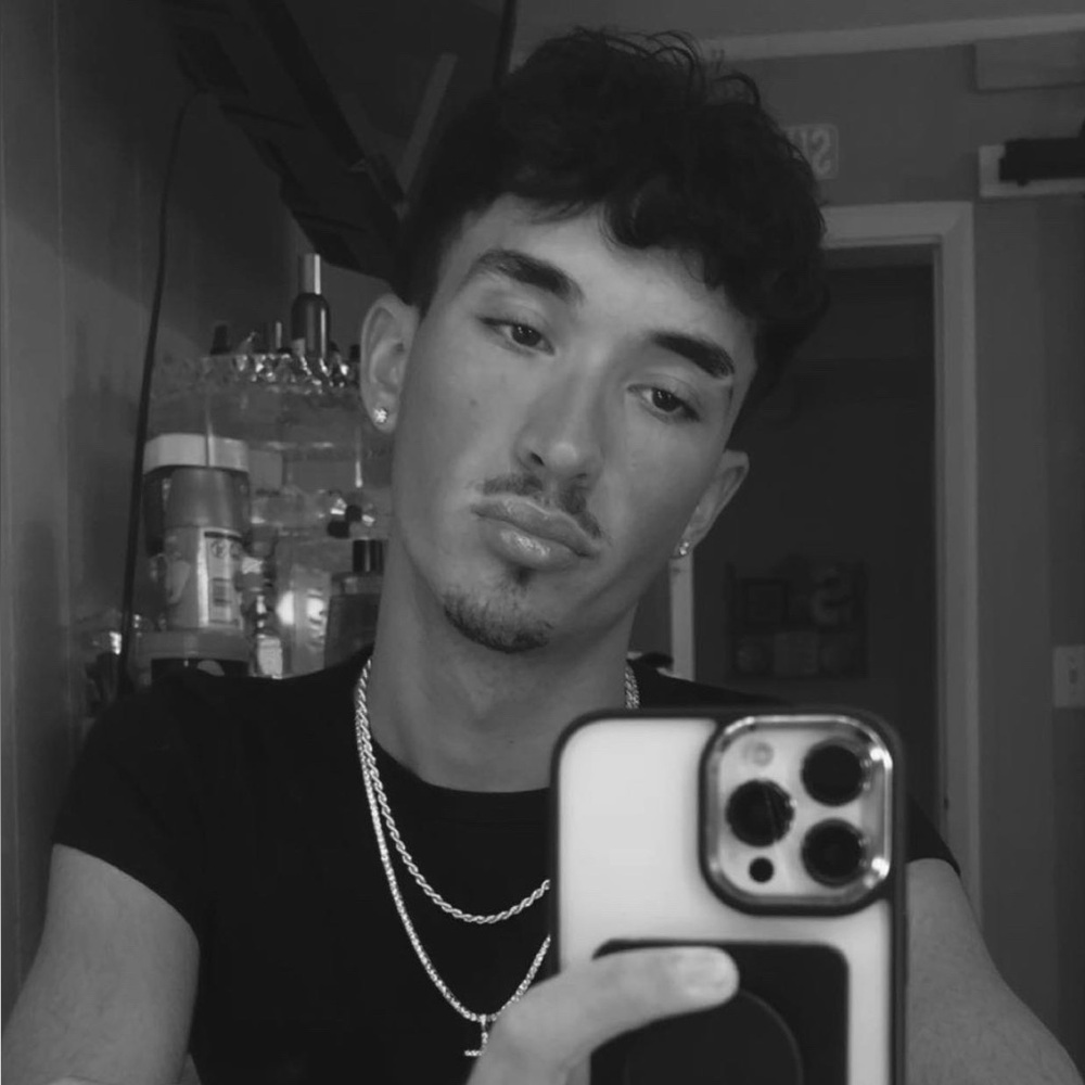 Meet your Posher, Deagan